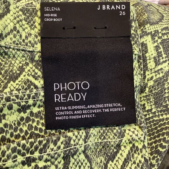 NWT J Brand Lime Boa Selena Mid-rise Cropped Boot Denim Sz 26 Neon - Picture 10 of 11